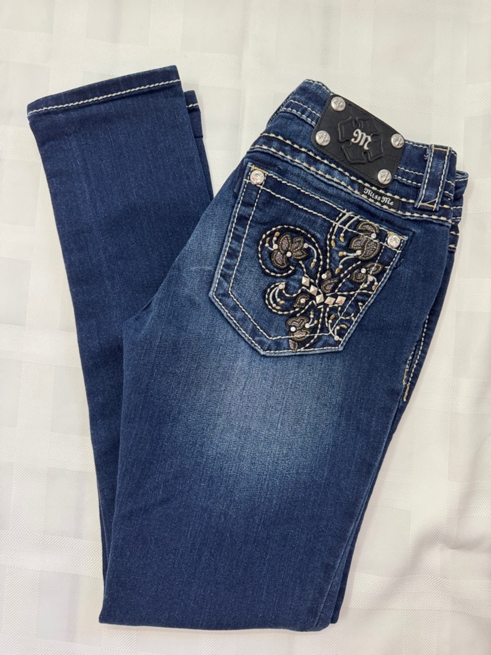 Miss Me Indigo Blue Low Rise Skinny Jeans with Fleur De Lis embellished Pockets